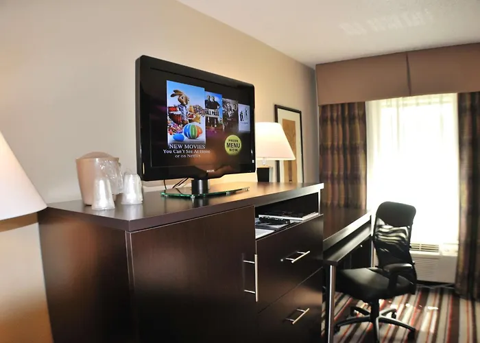 Holiday Inn Express Nashville W-I40 / Whitebridge Road