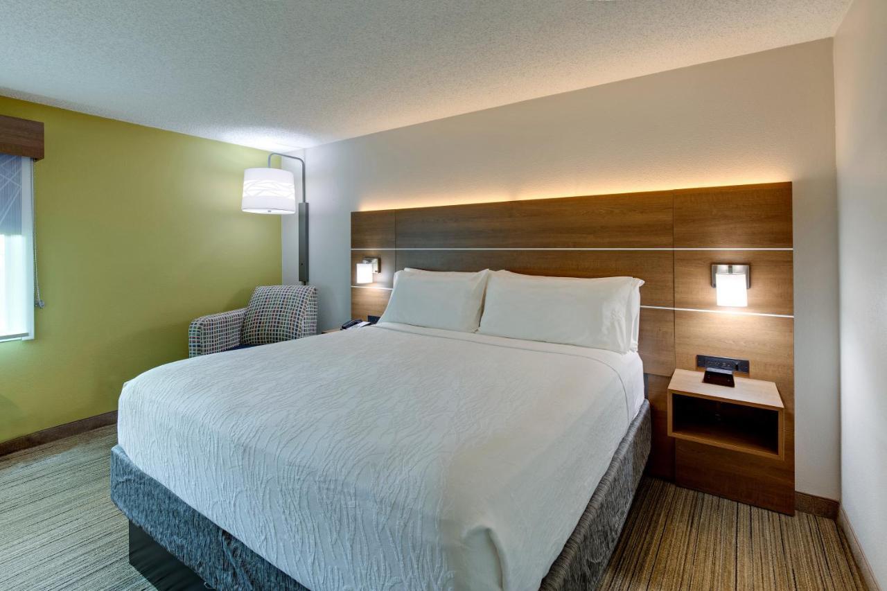 Express W-i40 By Ihg Hotel