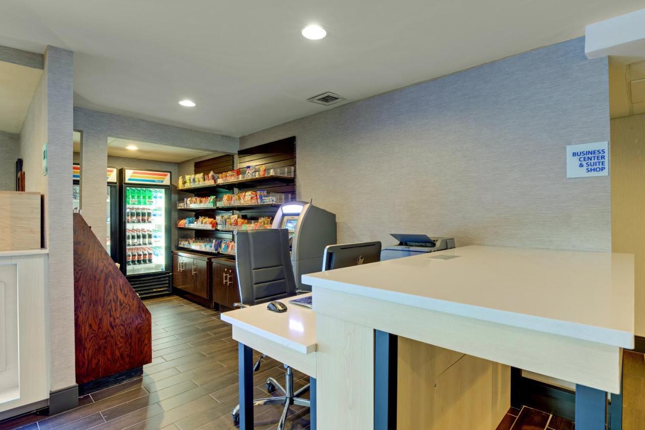 Express W-i40 By Ihg Hotel Nashville