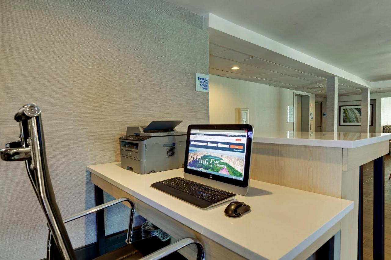 Express W-i40 By Ihg