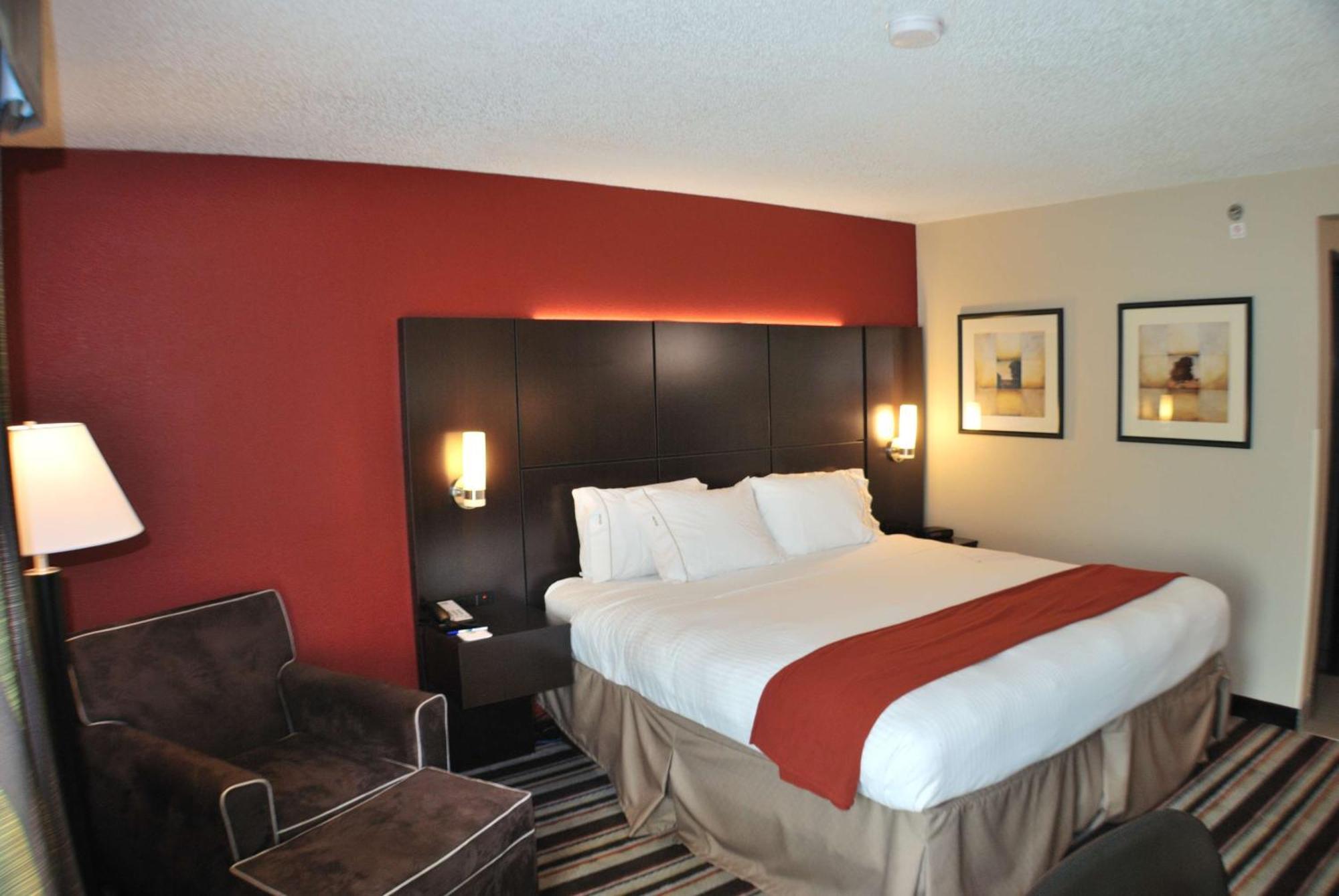 Express W-i40 By Ihg Nashville